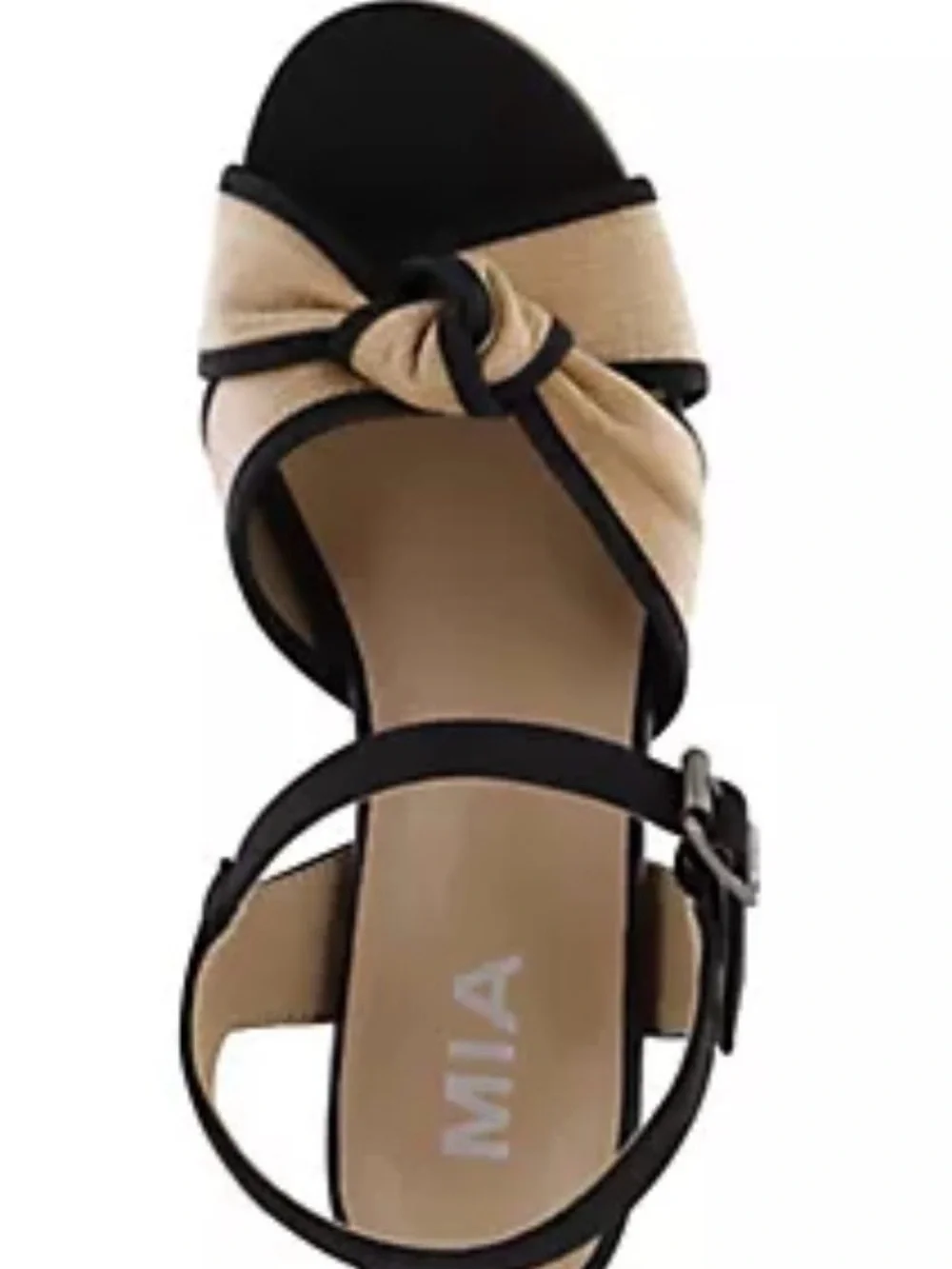 NWT. Mia Woven Platform Sandals -Roxie